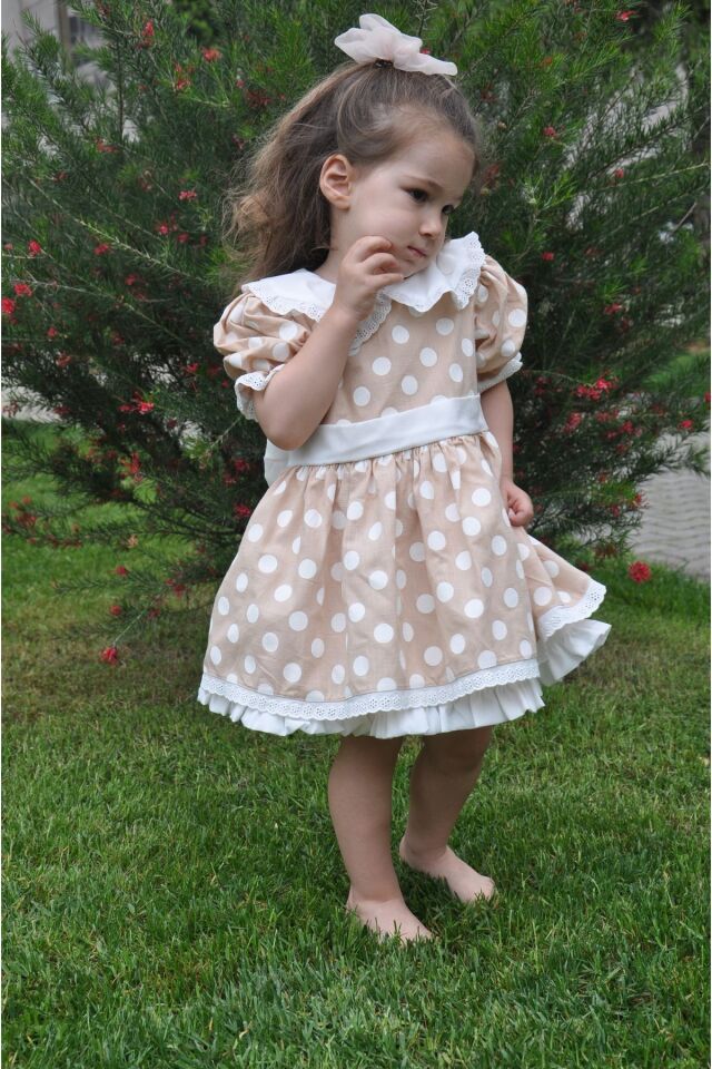 Puantiyeli Bebe Yakalı Arkası Fiyonklu Kız Çocuk Elbise