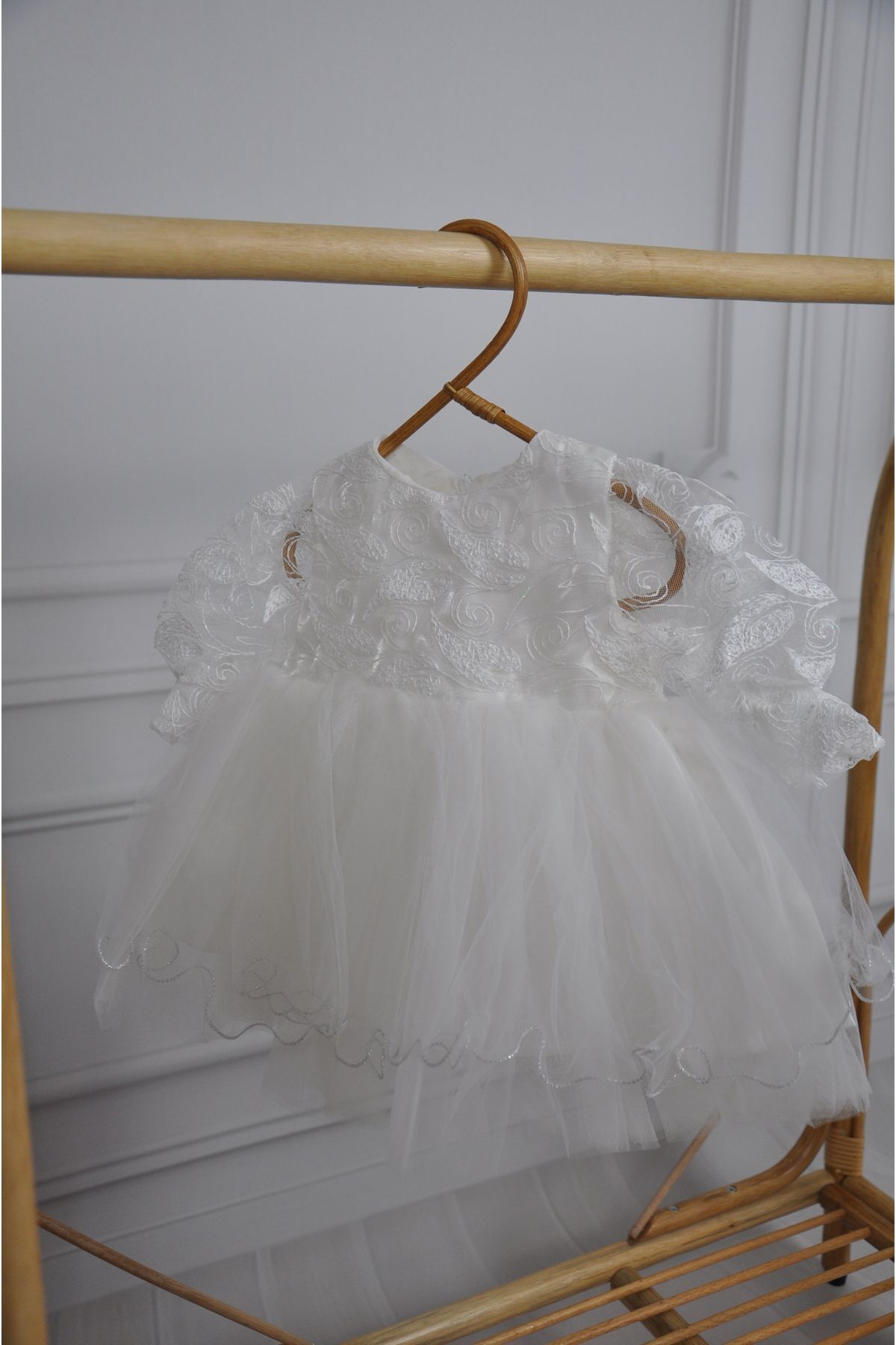 Beyaz Balon Kollu Tütülü Kız Bebek Elbise