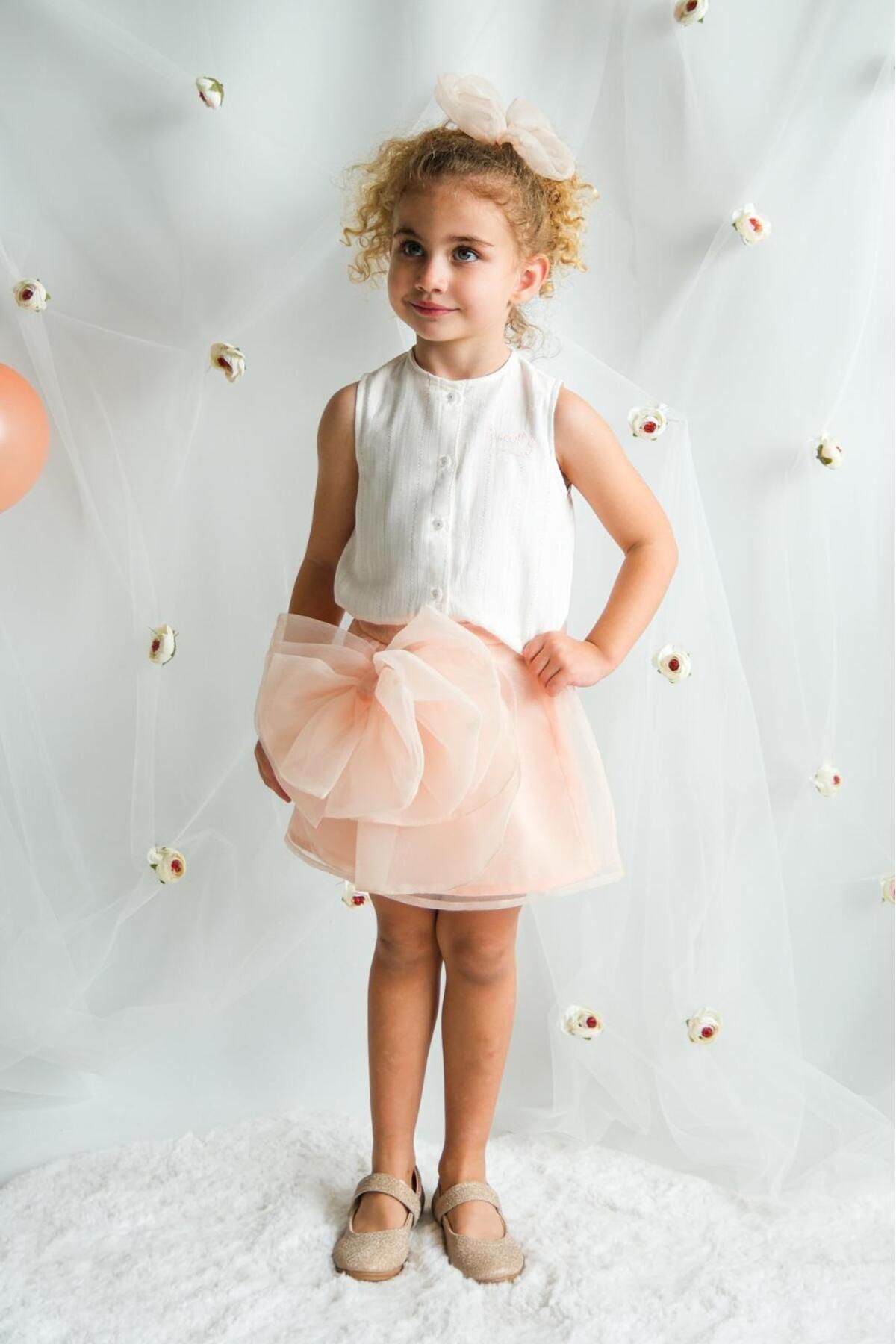 Tina Etekli ve Saç Aksesuarlı İkili Takım