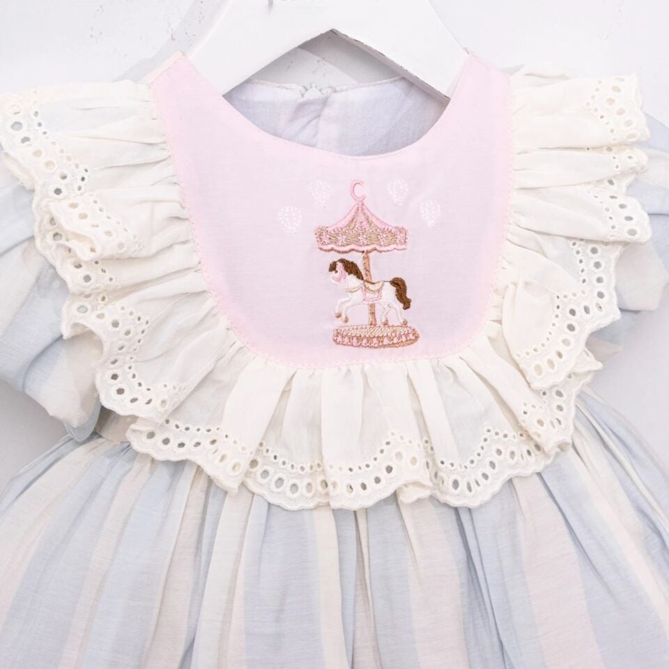 Carousel Nakış Detaylı Kız Bebek Elbise
