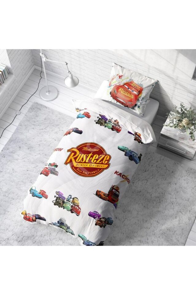 RUSTEZE ŞİMŞEK MCQUEEN Yastıklı Nevresim Takımı (Çarşafsız)