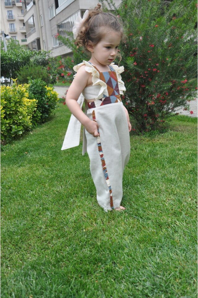 Patchwork Fırfır Kollu Arkadan Bağlamalı Kız Çocuk Tulum