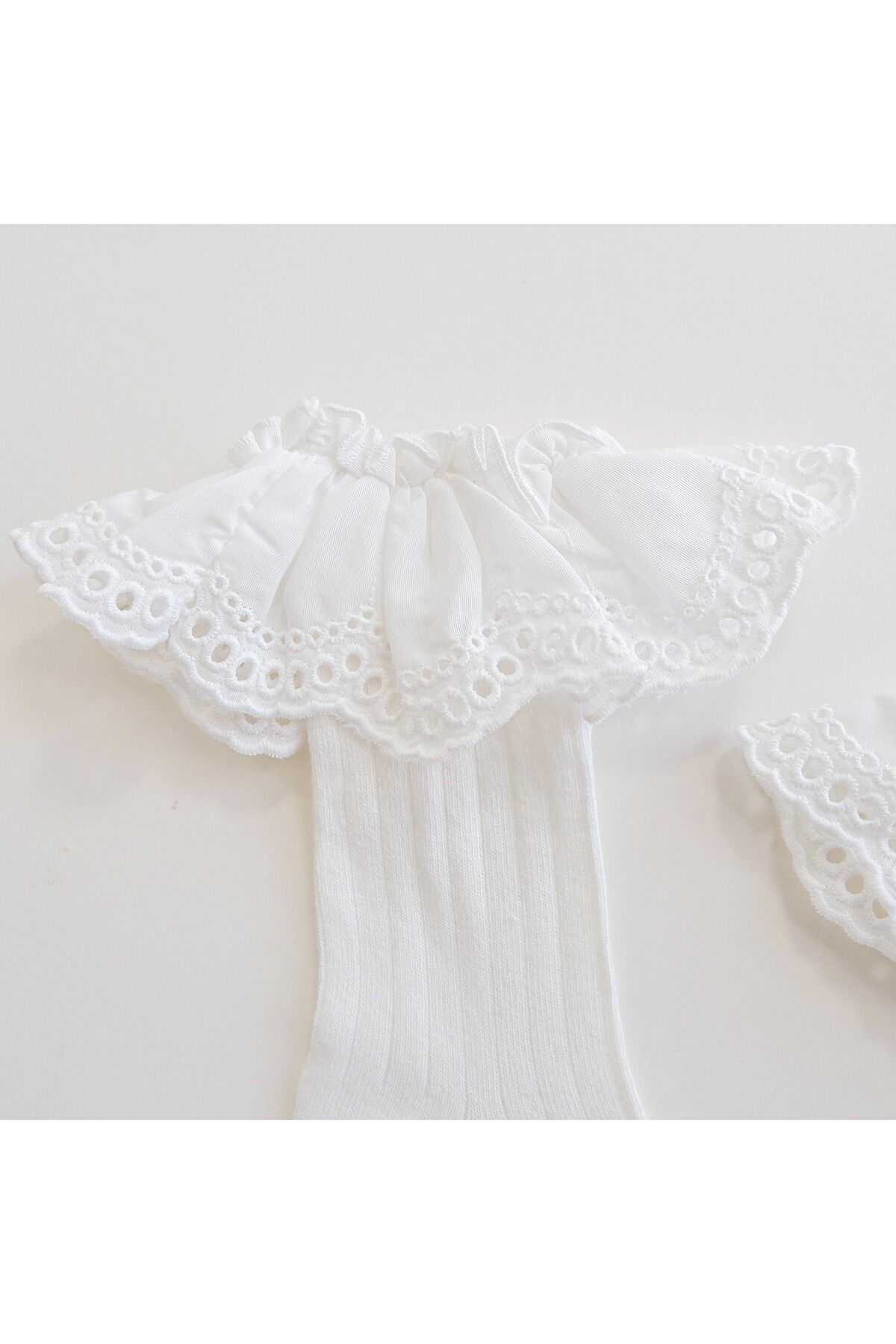 Fırfırlı Fistolu Kız Bebek Çocuk Çorap Ekru - 12-18 Ay