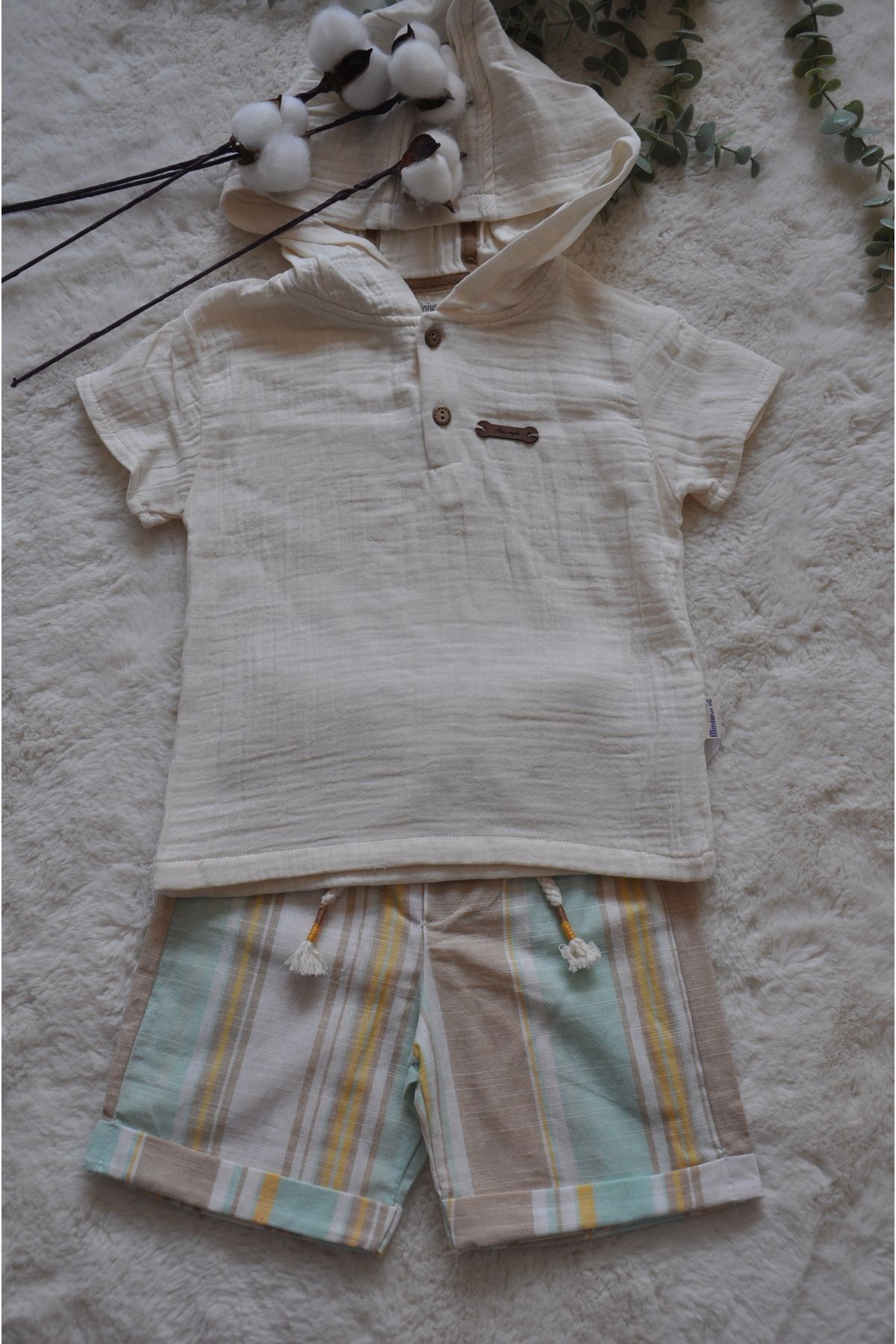 Erkek Çocuk Şortlu Kapişonlu Müslin Takım Ekru - 3 Yaş