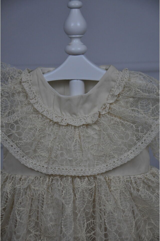 Dantel Yakalı Vintage Bebek Elbisesi