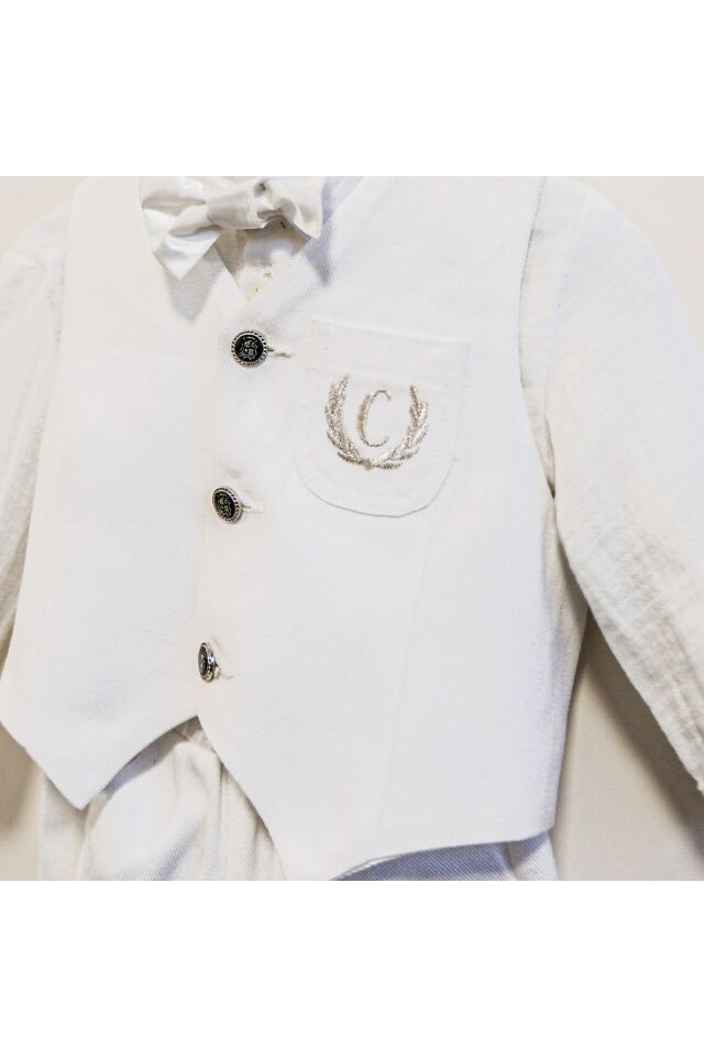 Brad Papyonlu ve Yelekli 3'lü Erkek Bebek Takım